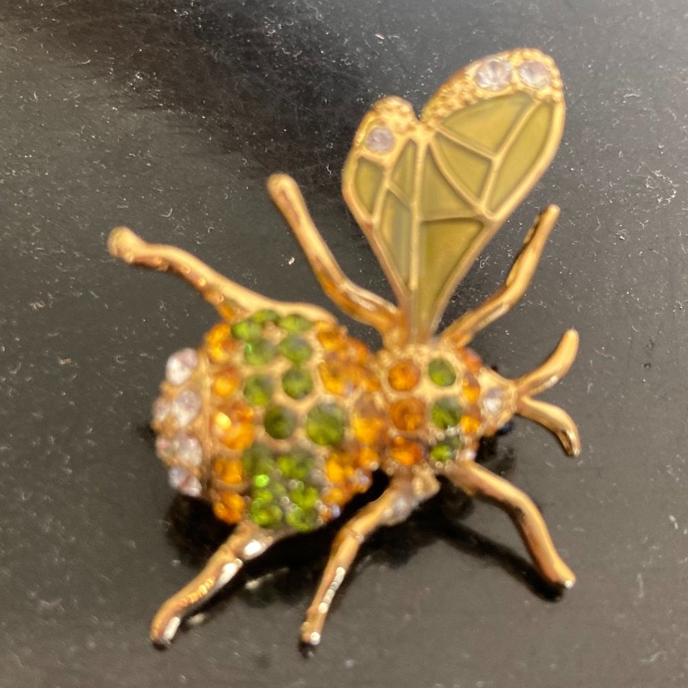 Bejeweled Bee Broach